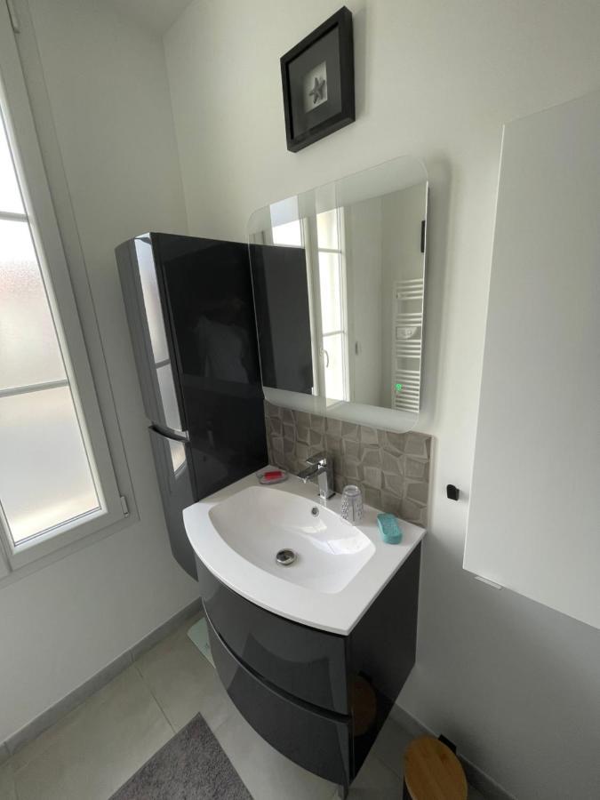 רושפור Maison Chaleureuse Avec Terrasse Privative Proche De La Gare Et Du Centre-Ville מראה חיצוני תמונה