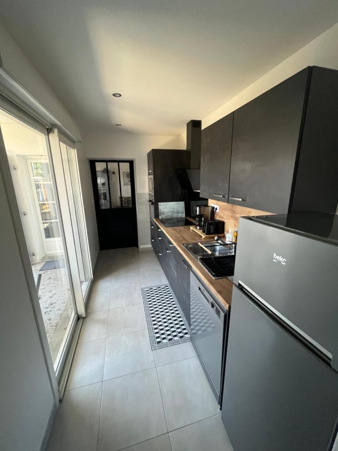רושפור Maison Chaleureuse Avec Terrasse Privative Proche De La Gare Et Du Centre-Ville מראה חיצוני תמונה